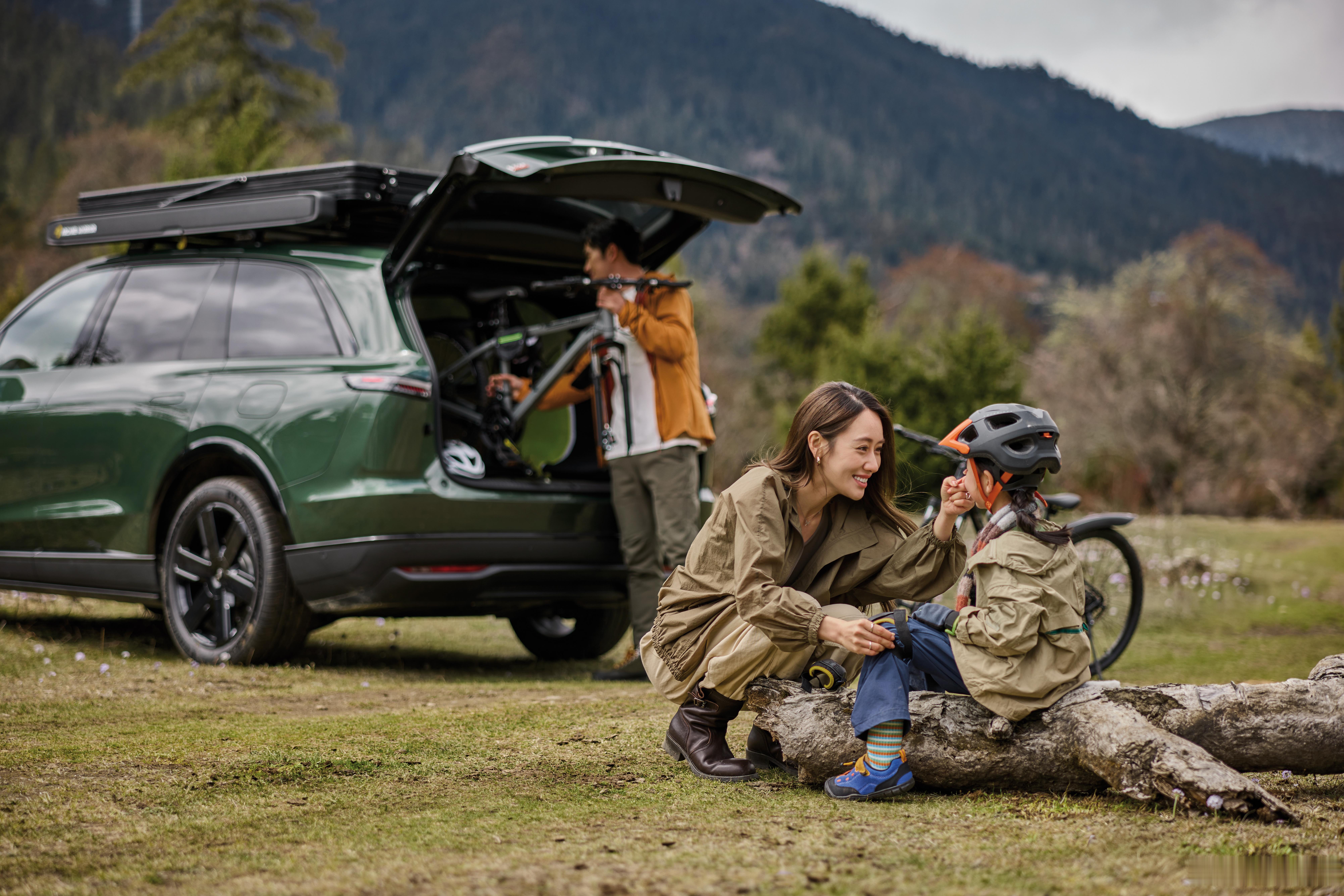 铁子们你信我，乐道L80真的是今年乐道的惊喜合集，大5座，超大双舱，非常靠谱的驾