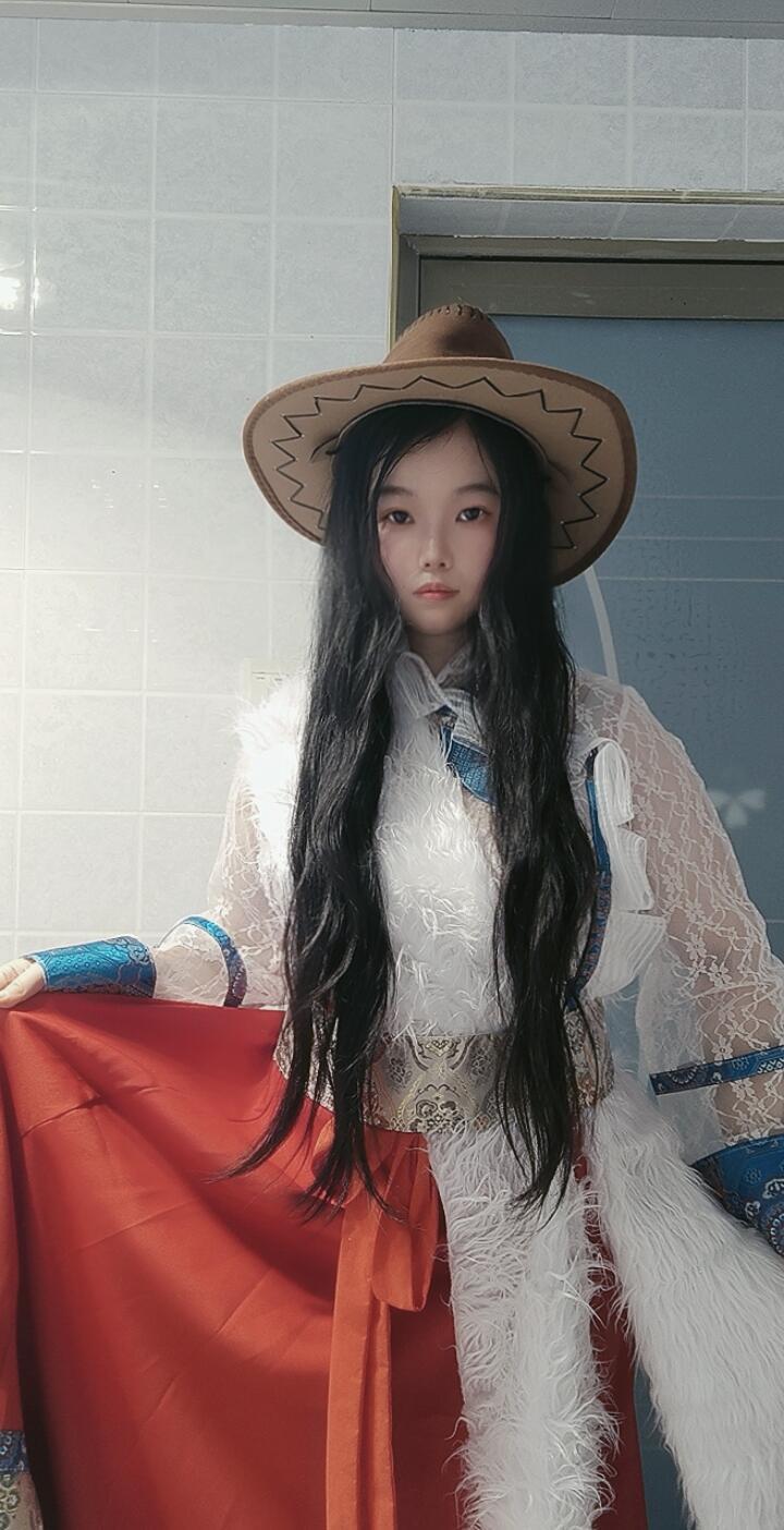 来打王者，我玩夏侯惇。你随意