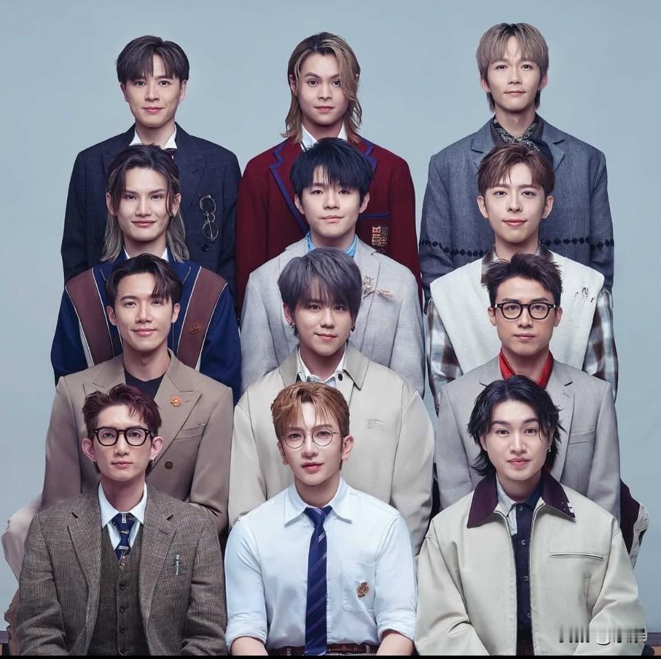 MIRROR新班相。从上到下从左到右。陈瑞辉 邱傲然 王智德/ 李骏杰 陈卓贤 