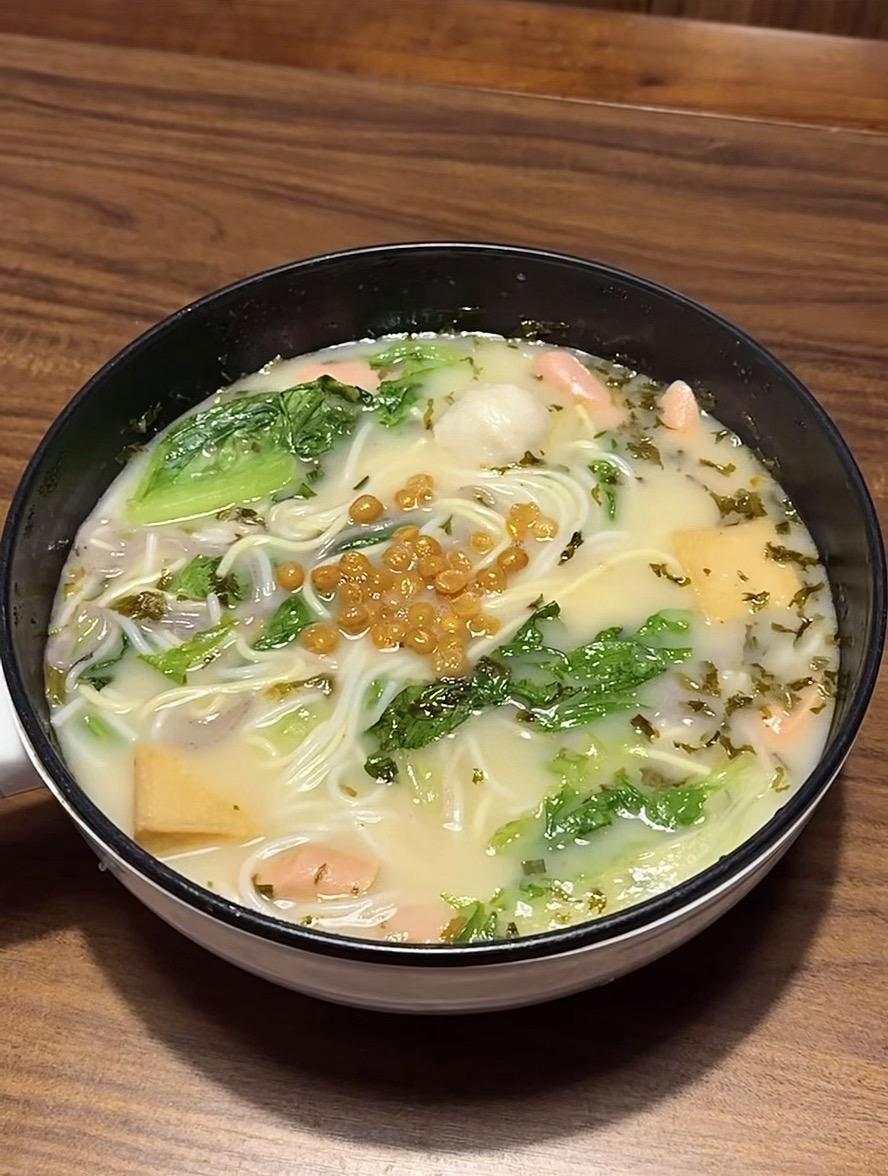 我是平民，不下架会一直回购，谁懂啊!每次汤都要喝光光!夜宵追剧饿了来一...