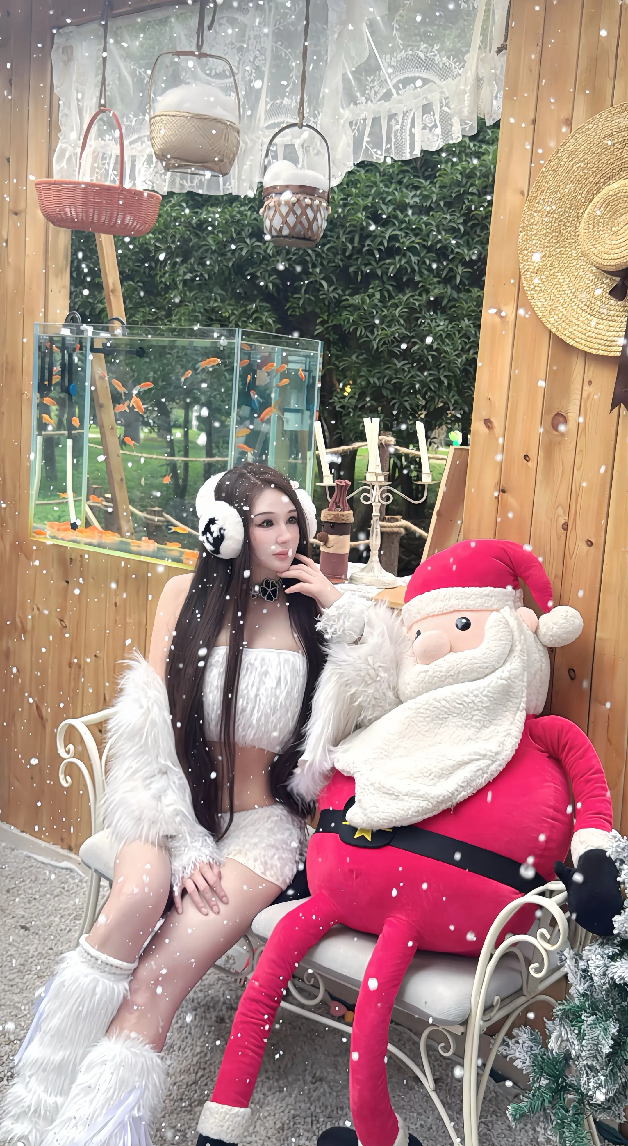 法式花园❄️下午茶☕️ 氛围感拉满 ～雪景小木屋拍照📷超出片🎄🎁 .