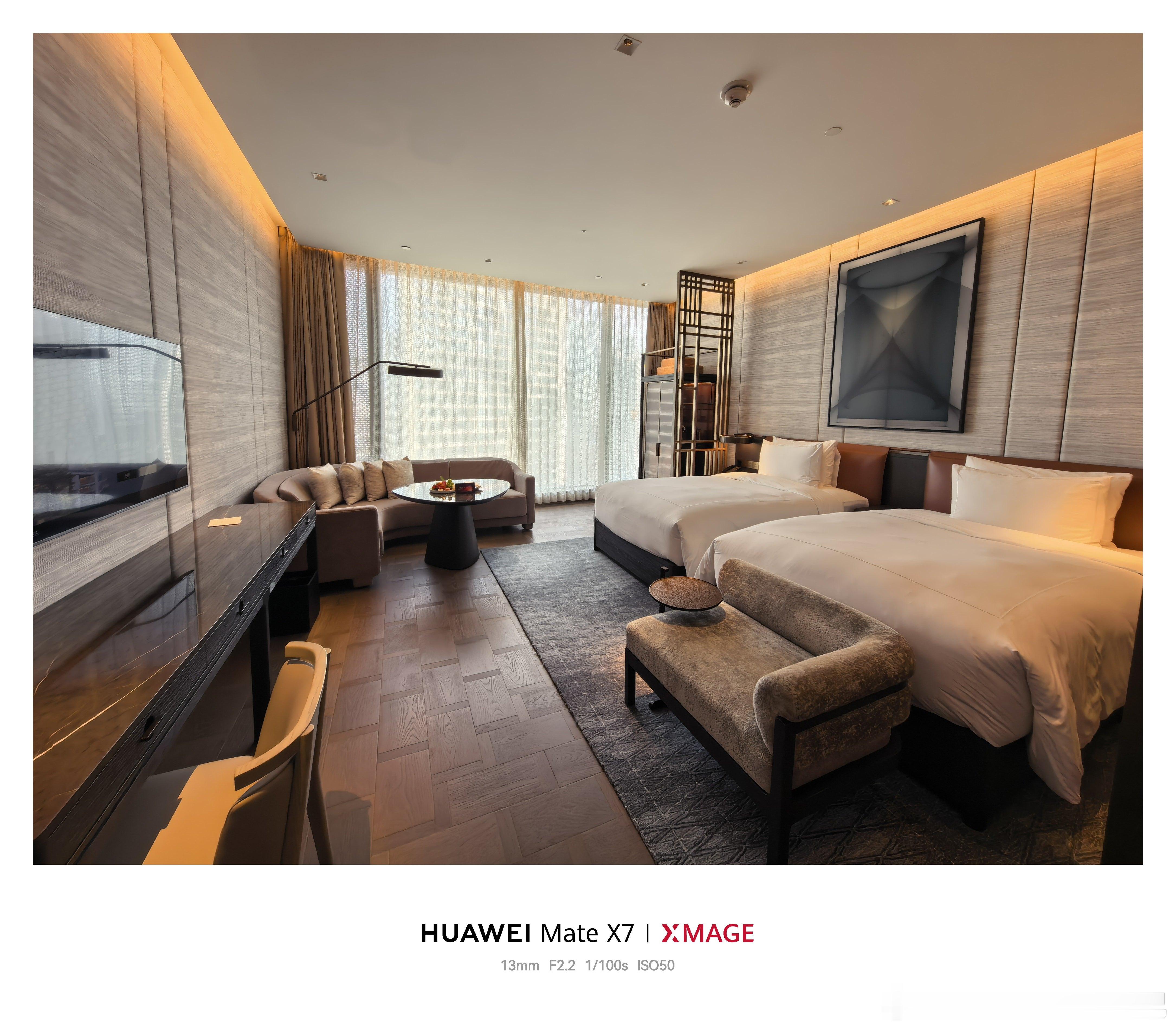 先到的人，先享受了鸿蒙智行