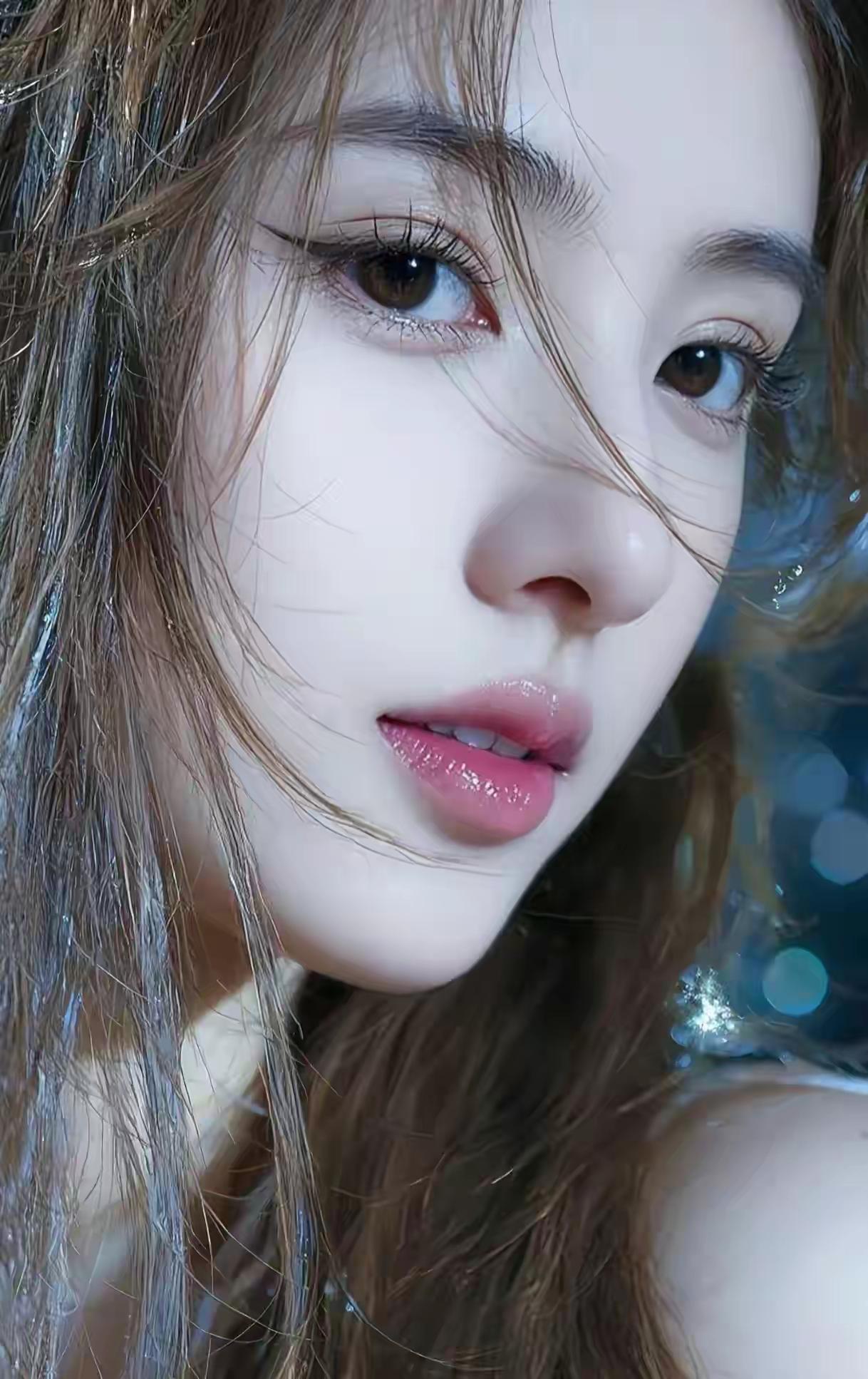 把自己看成受害者，
就永远要找凶手，
把自己看成前进者，
就永远在找助手。