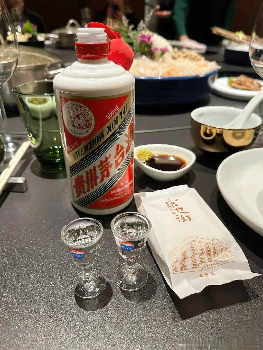 饭局不在多，在于跟谁吃。舒服就行财金汇眼k线王-唐总