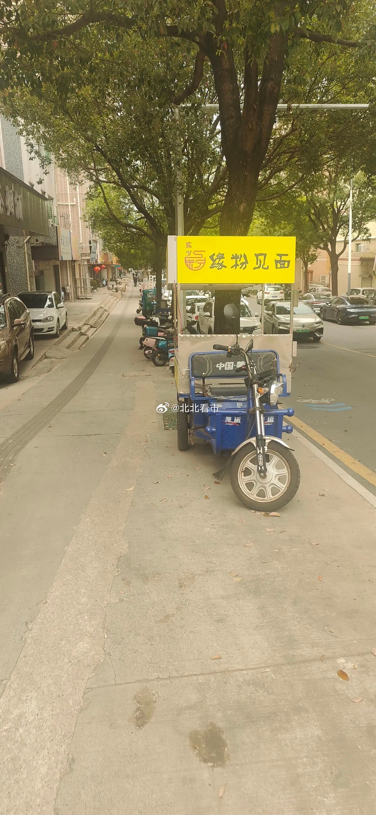 光通信板块个股近期更新及变化上游芯片行业1. 源杰科技：扩产匹配100G/200