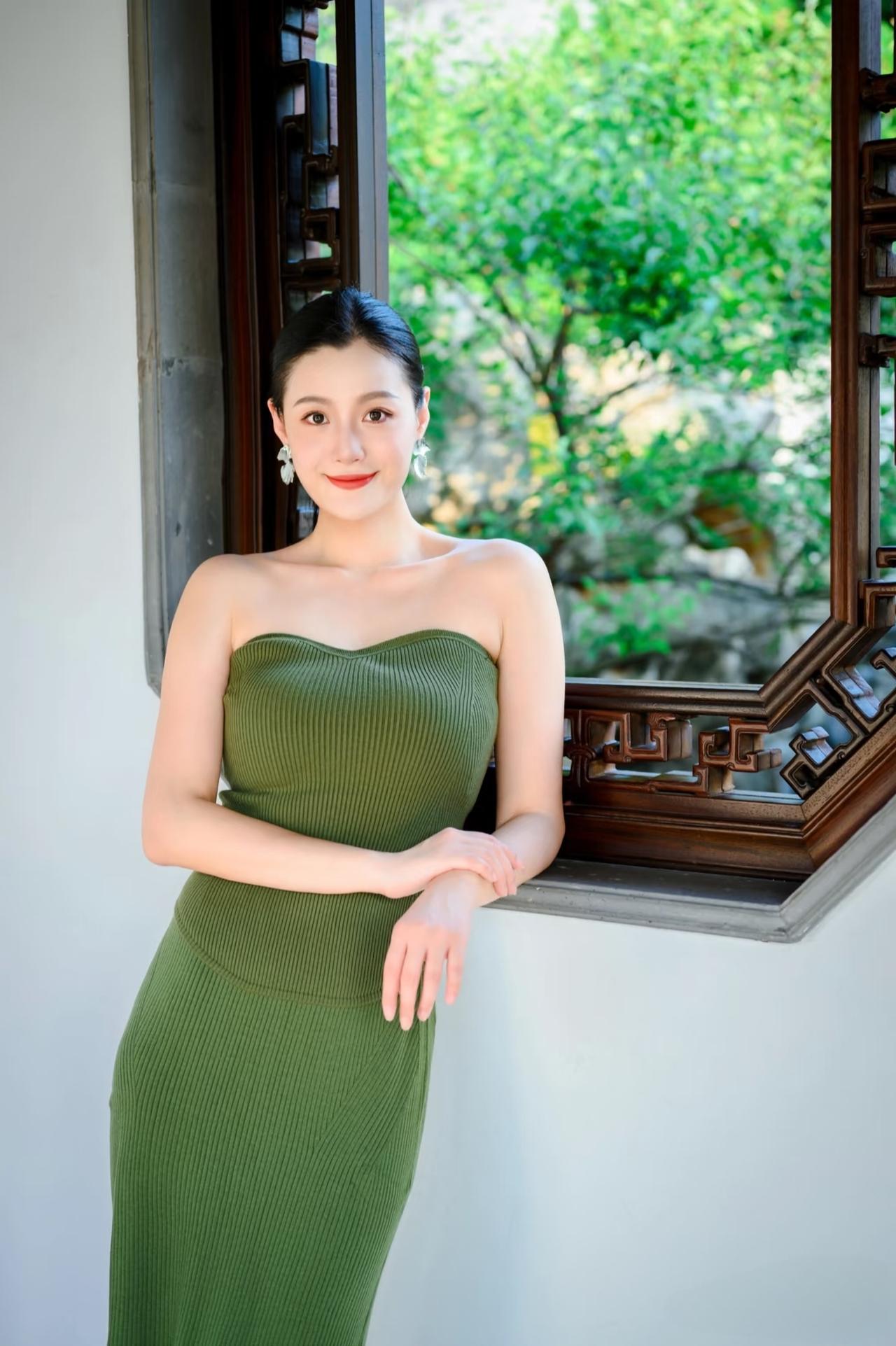 优雅自信穿搭分享