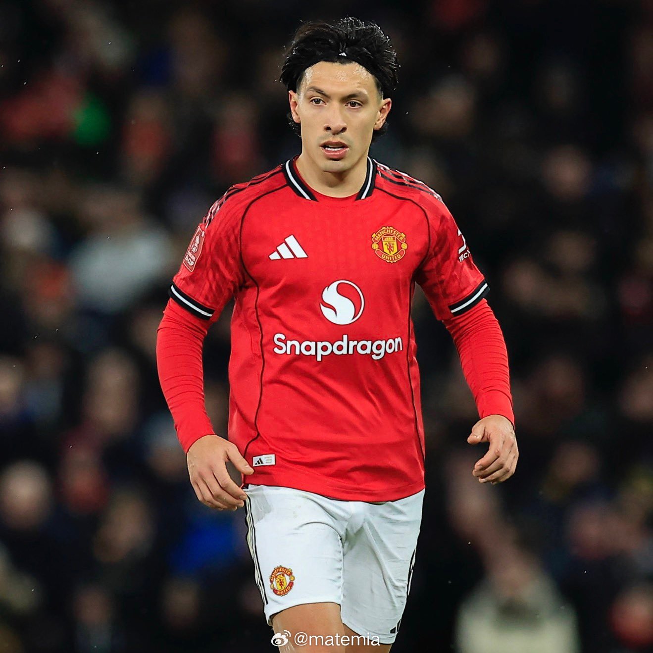 曼联2比1水晶宫 曼联击败水晶宫后升至英超积分榜第三位🤯利马养伤未上场。利桑德