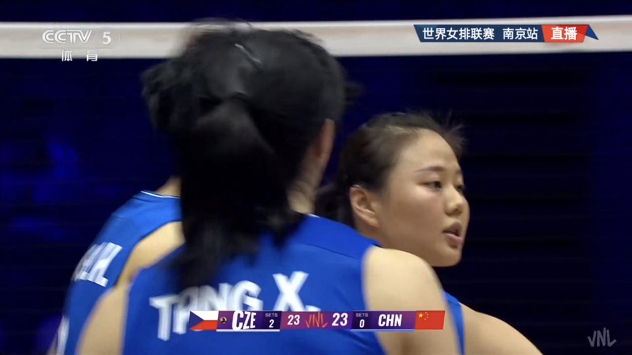 6/3世联赛南京站分站赛，中国女排0-3不敌捷克女排（20-25，20-25，2