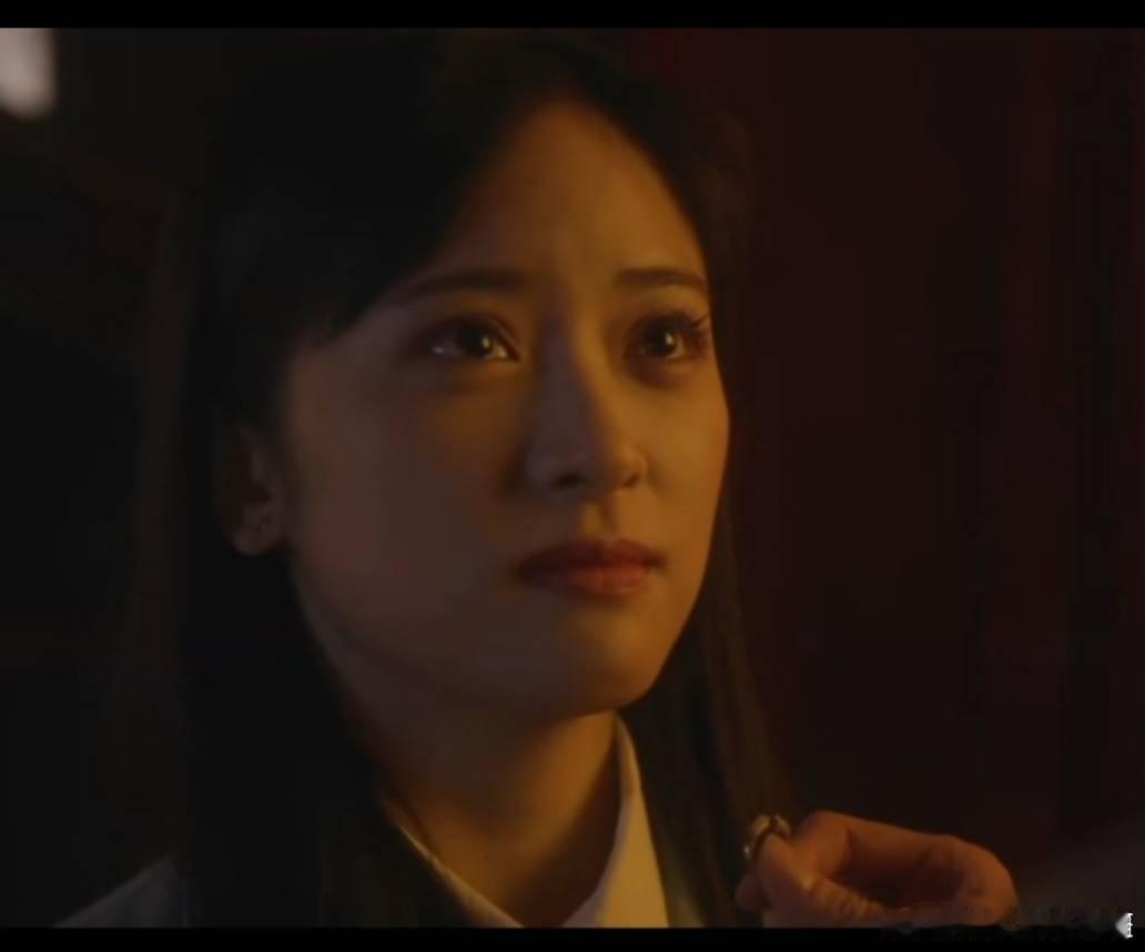 失笑和bgm太阳的适配度  《失笑》里顾逸和梁代文的感情线，配上《太阳》的BGM