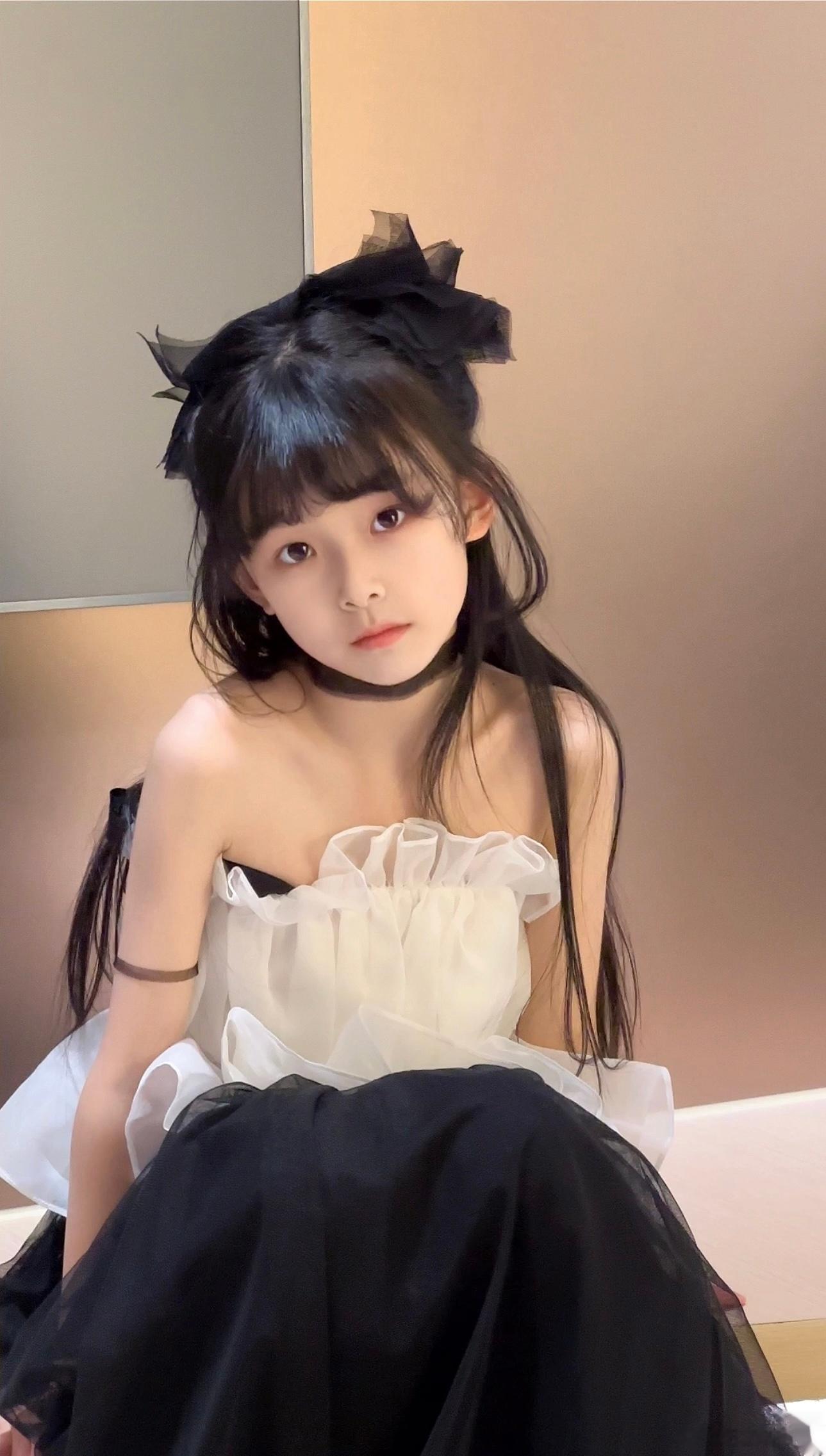 妈版礼服照片～ ​​​