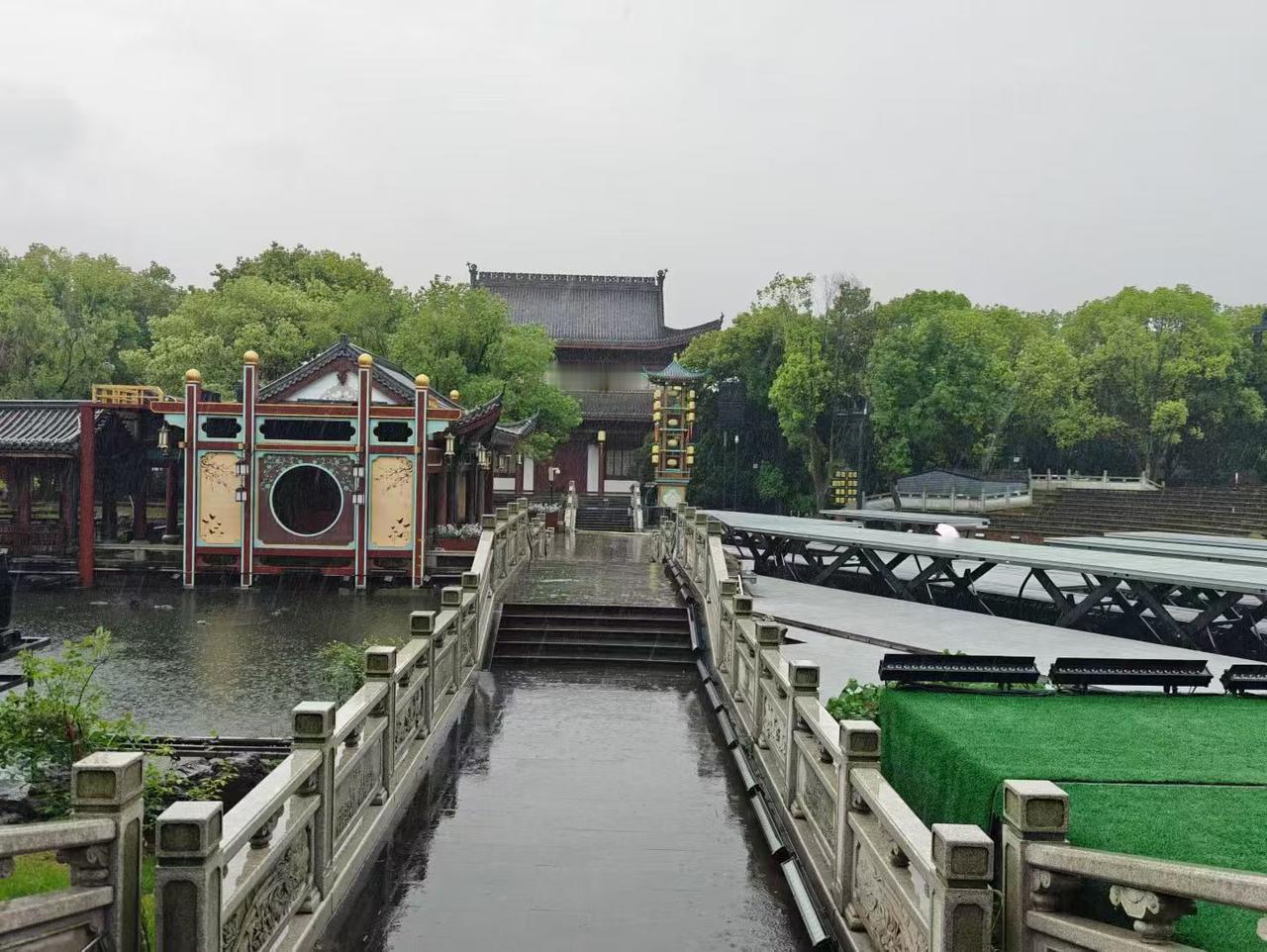 长沙旅游，橘子洲江天暮雪文化园攻略！
长沙新晋夜游顶流！橘子洲藏的宋韵文化园，白