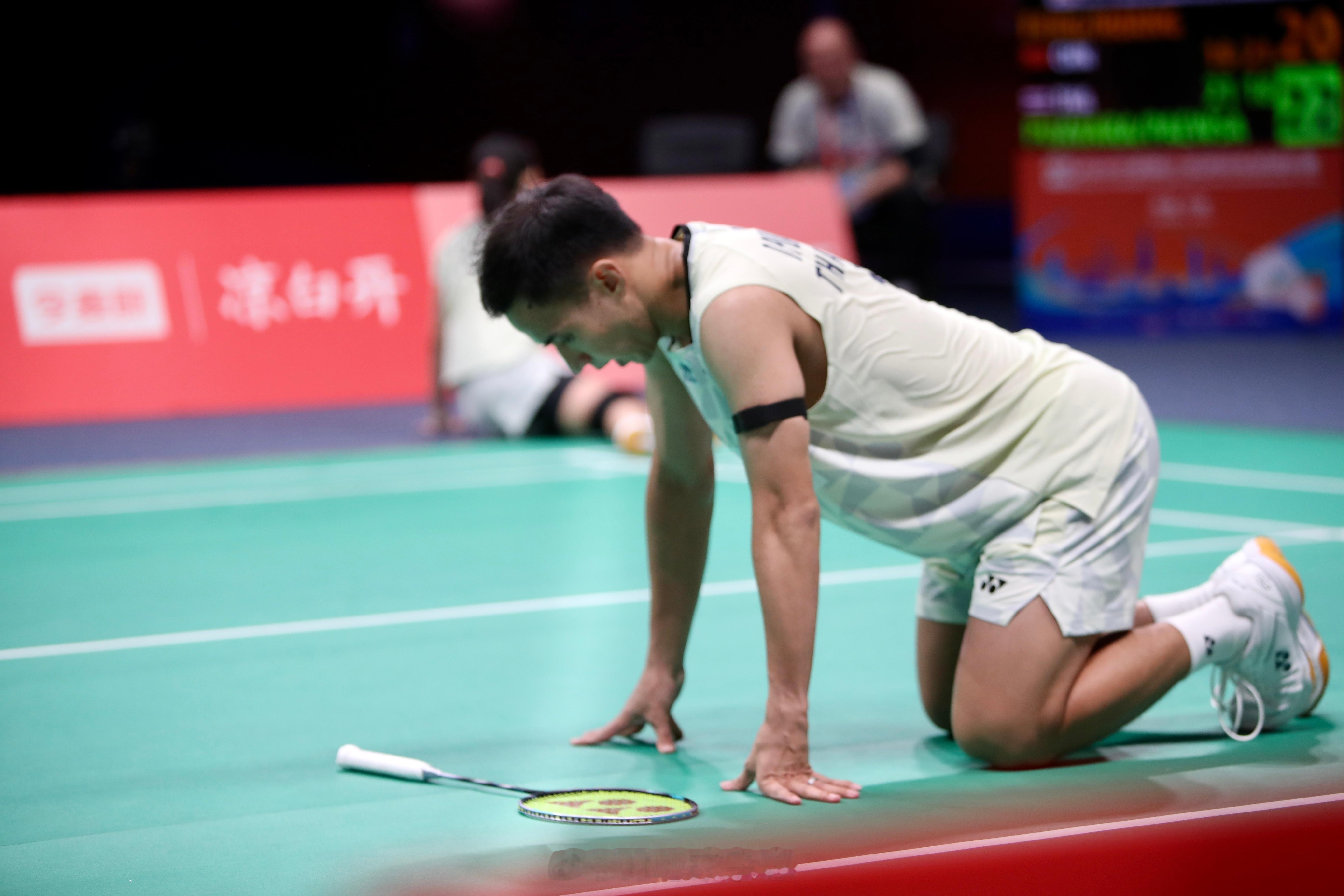 据悉，由于泰国名将德差波半决赛后出现抽筋，该组合已决定退出明天的决赛争夺，取得决