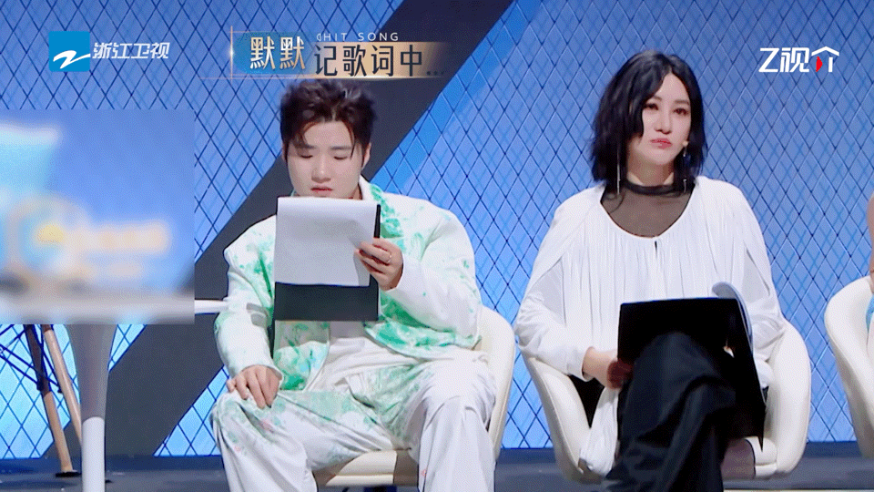 尚雯婕说白小白私下默默用功 终于懂大家为什么偏爱白小白了！他不把努力当噱头，只在