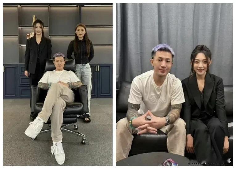 “仙家”扛旗人新老交接合影，仙洋滑稽整活险摔倒！

        仙洋晚间发朋