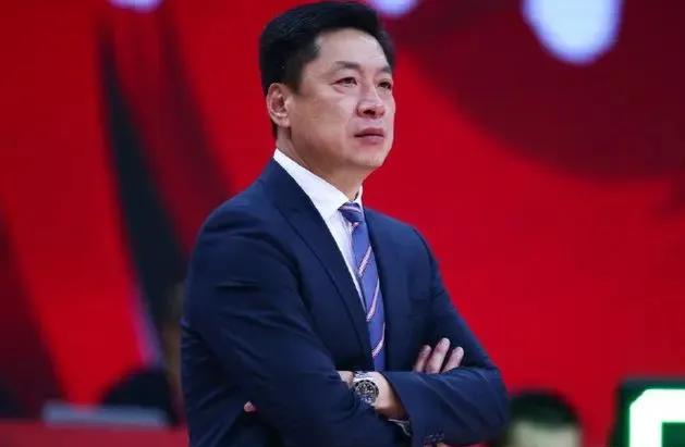 乔尔杰维奇后，谁将成为新的中国男篮的主教练？以笔者来看，主要有以下几人:
1.郭