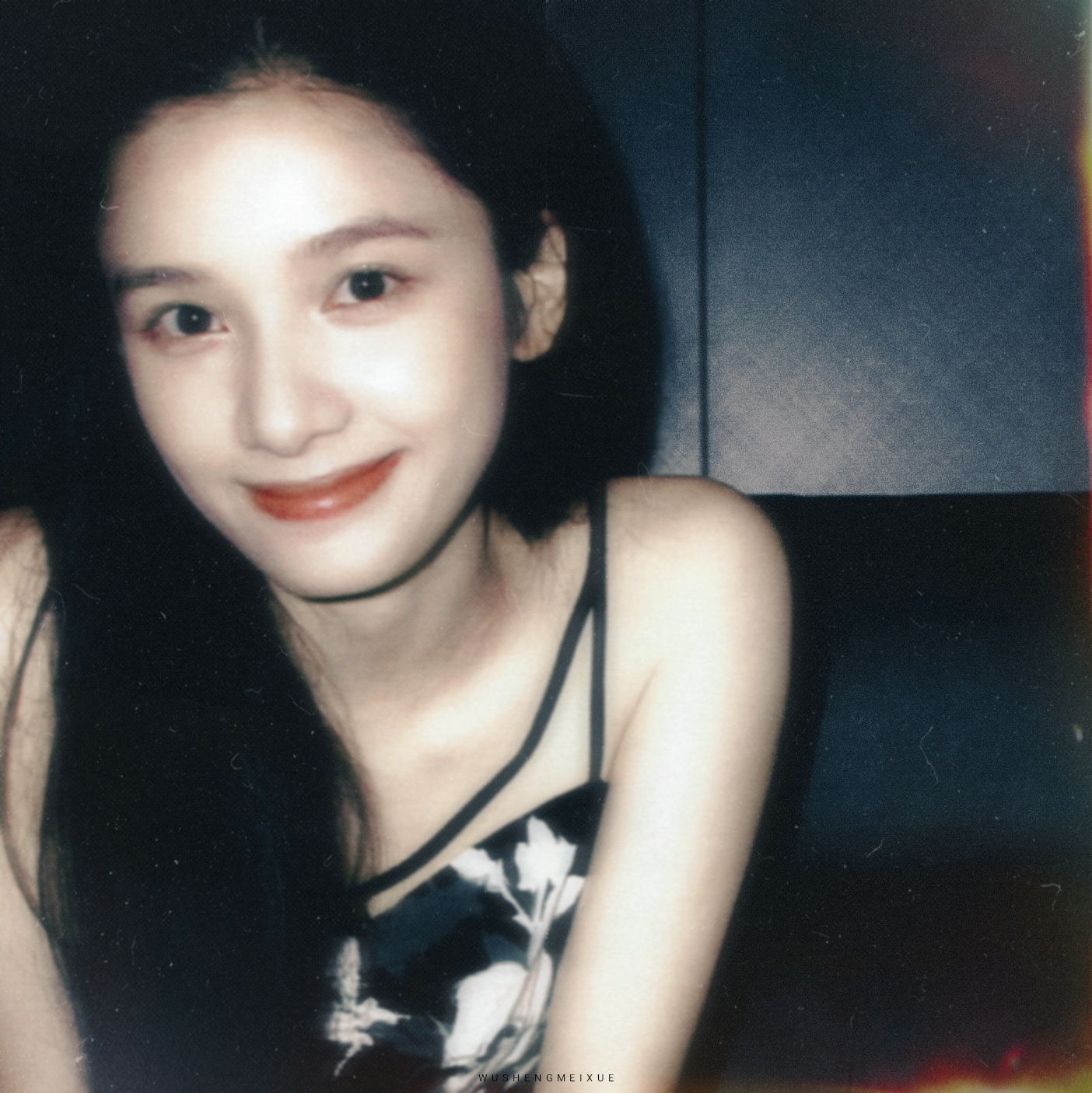 张婧仪  的一组生活照头像，好震撼的骨相美，头包脸的具象化～ 