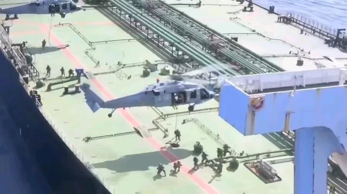 美军再扣押一艘和伊朗相关油轮。

CNN报道，当地时间23日，美国中央司令部证实