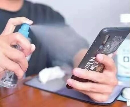 睡醒就点开微博是我的报应 