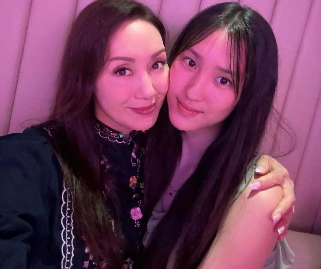 郭可盈和女儿林天若 ​​​
