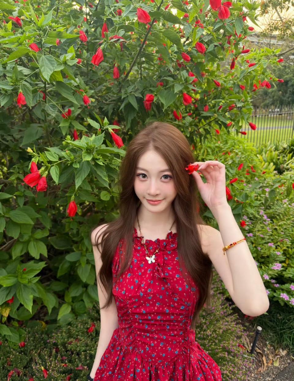 怎么样，这身穿搭，有没有长在你的心巴上[奸笑]