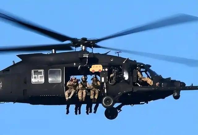 美军抓人到底有多快？也就是打把游戏的功夫，20分钟完事儿。

三角洲确实狠，但咱