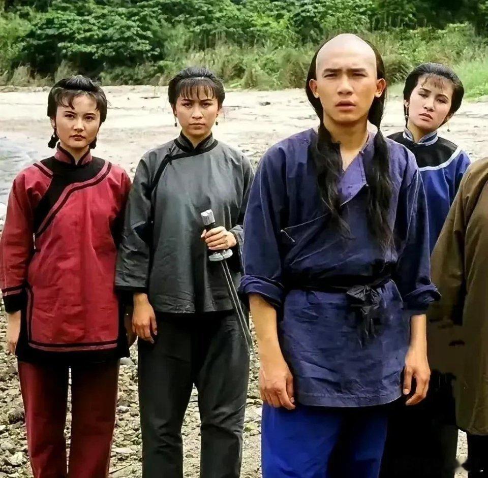 以前有人讲过，要是把《大宅门》的剧情背景置于宋朝，把《还珠格格》的剧情背景放在明