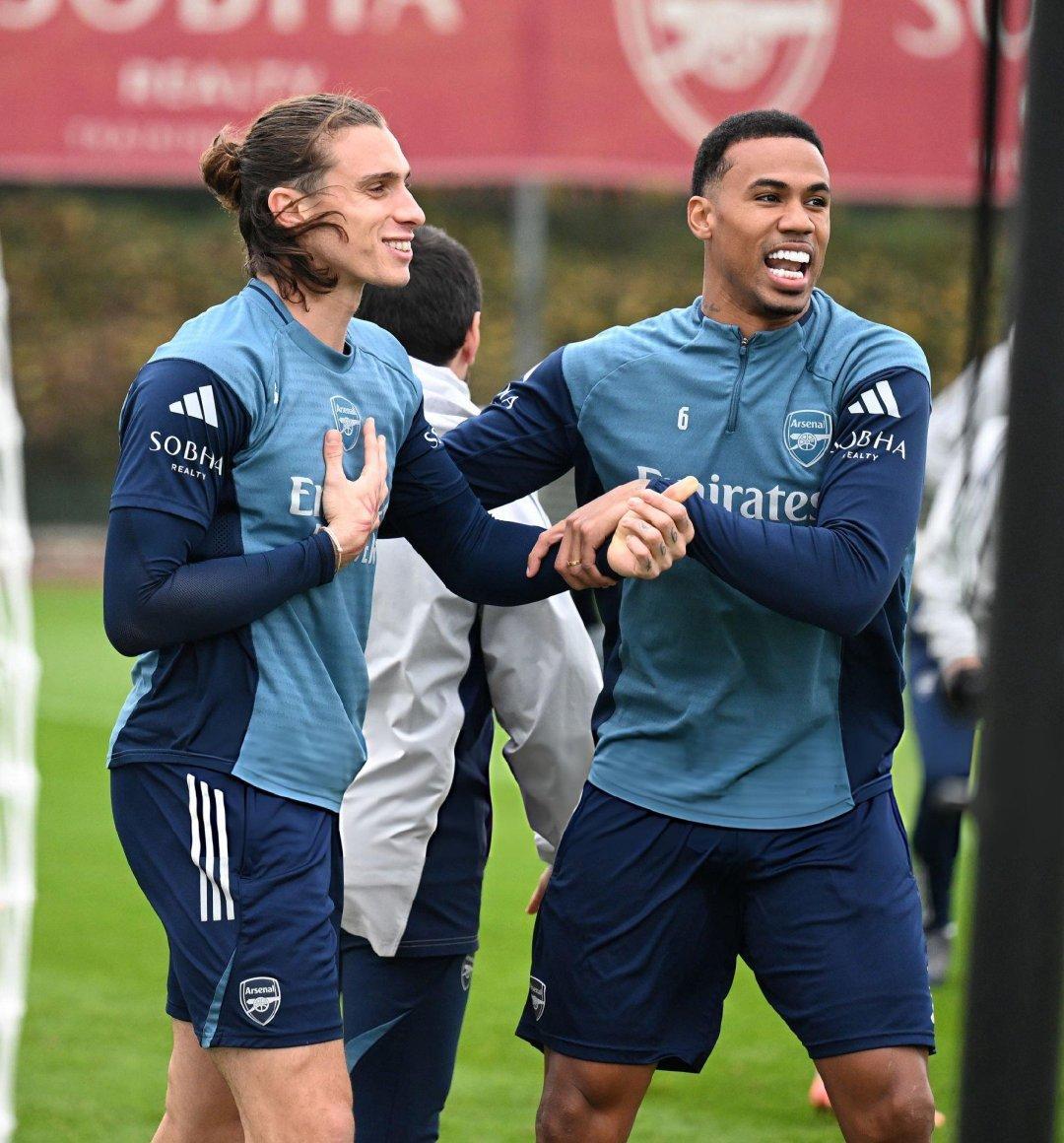 训练备战与伯恩利的比赛！伯恩利vs阿森纳 英超联赛 阿森纳[超话] ​​​