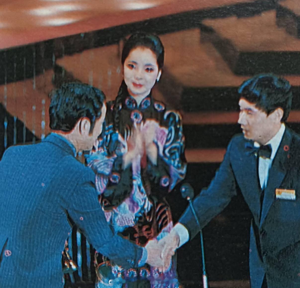 1983年金钟奖。邓丽君邓丽君金钟奖金钟奖