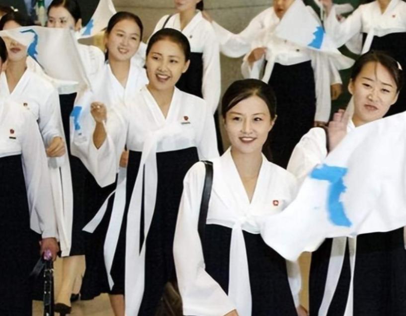 朝鲜突然让在北京的不少朝鲜女性员工回国了。最近北京不少人都纳闷，以前那些在朝鲜餐