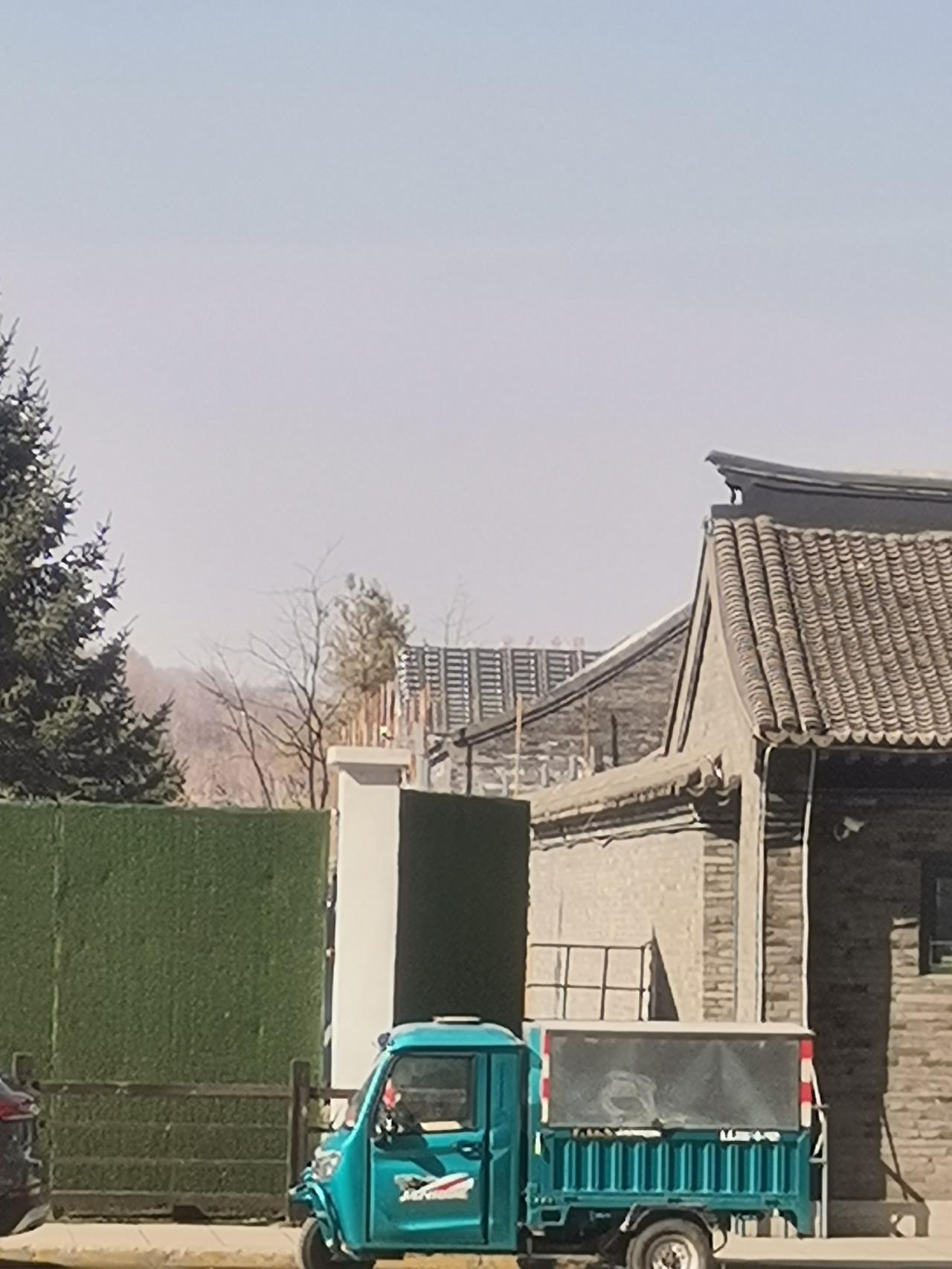 好消息！3月12日，吉林市满族博物馆扩建工程正式复工，期待早日落成。

今日路过