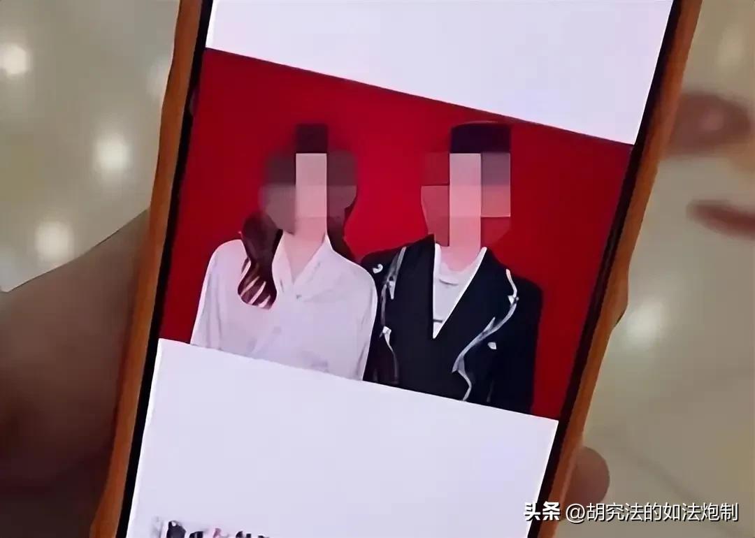 江苏苏州，一怀孕8周的女子去拍结婚登记照，她挑选了一件中式马面裙，在店员的要求下