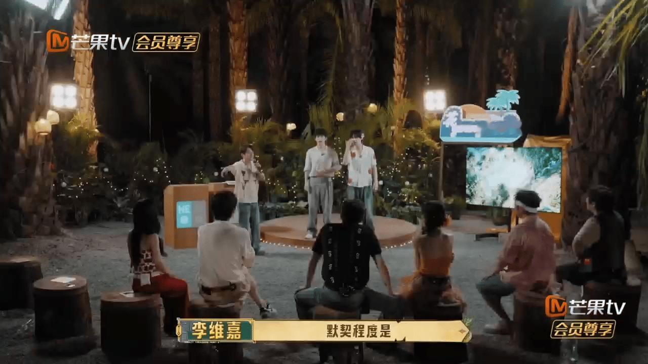笑疯了双黄蛋组合默契挑战直接清零！众人疯狂吹捧默契爆棚，俩小孩沾沾自喜，结果考核