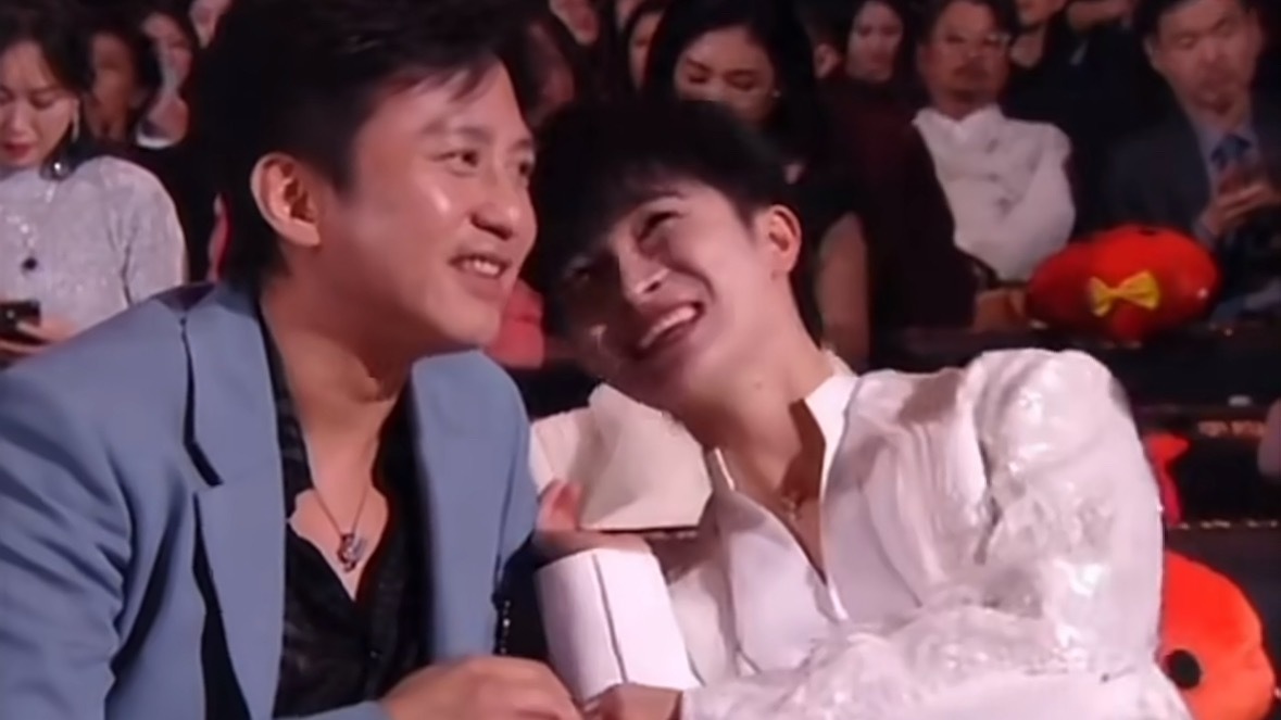 帮喵娲娲策划微博之夜社交名场面喵娲娲 你的微博之夜前线人脉 每年的微博之夜，除了