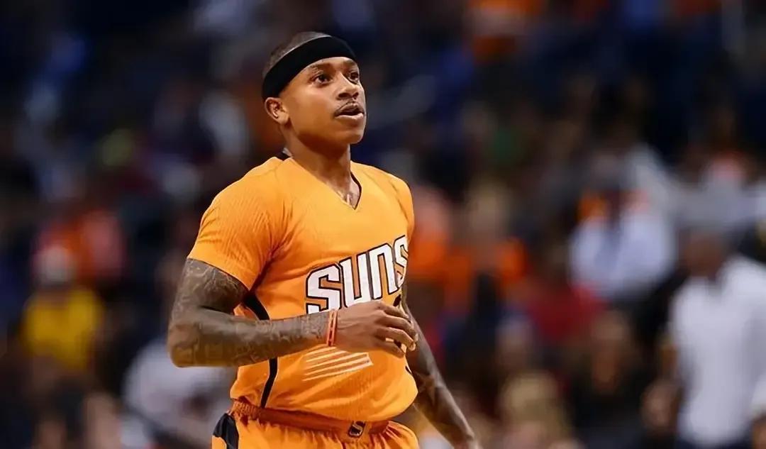 小托马斯和奥科吉竞争出场时间，太阳战胜76人，紧追国王了。
第一，太阳稳定替补席