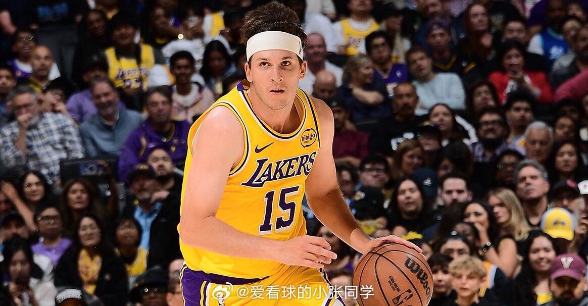 湖人噩耗！里夫斯腹斜肌二级拉伤，常规赛报销，缺阵4-6周里夫斯伤缺四到六周核心伤