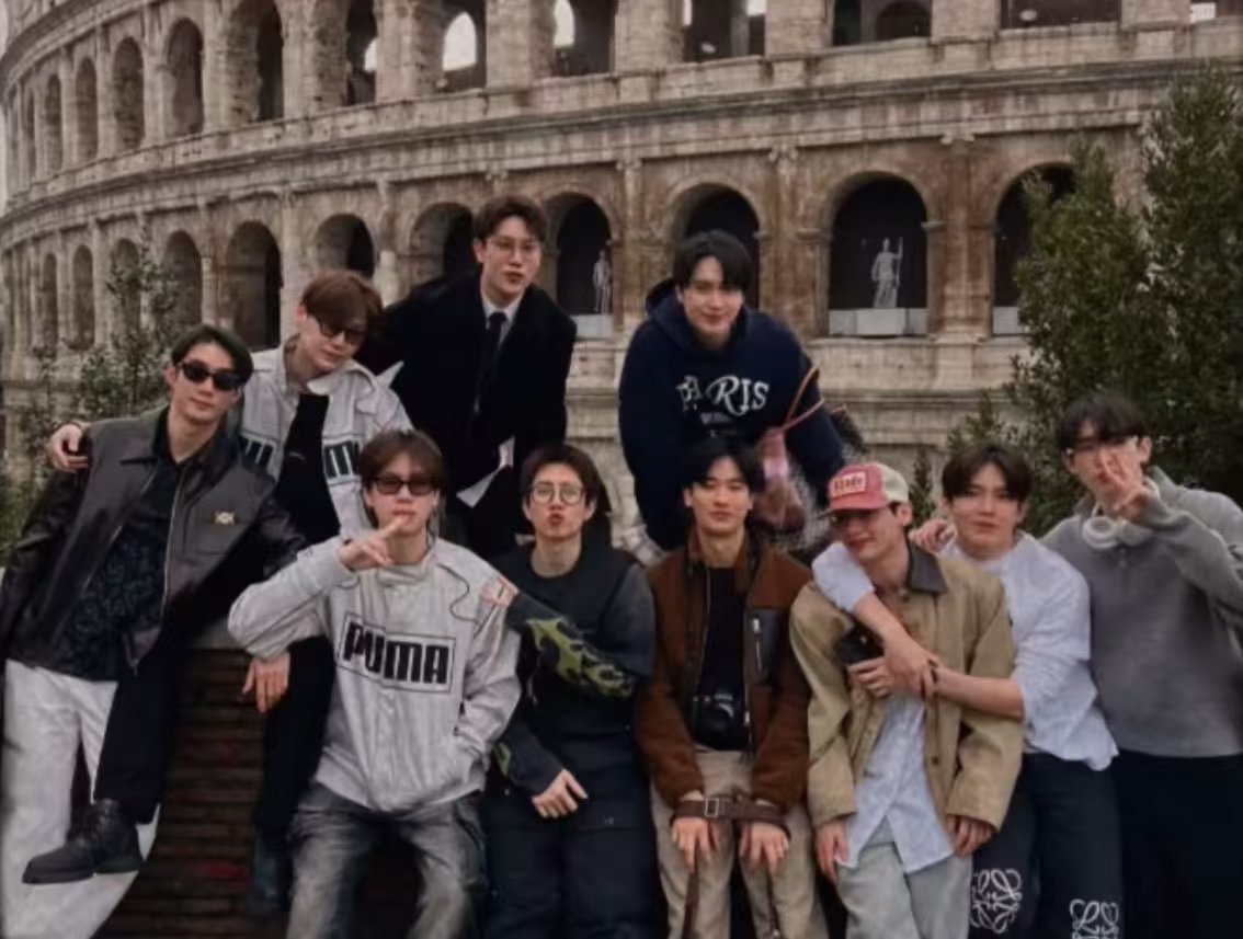 BounPrem[超话]   25.1.10 BounPrem🐱🐷相关情侣装