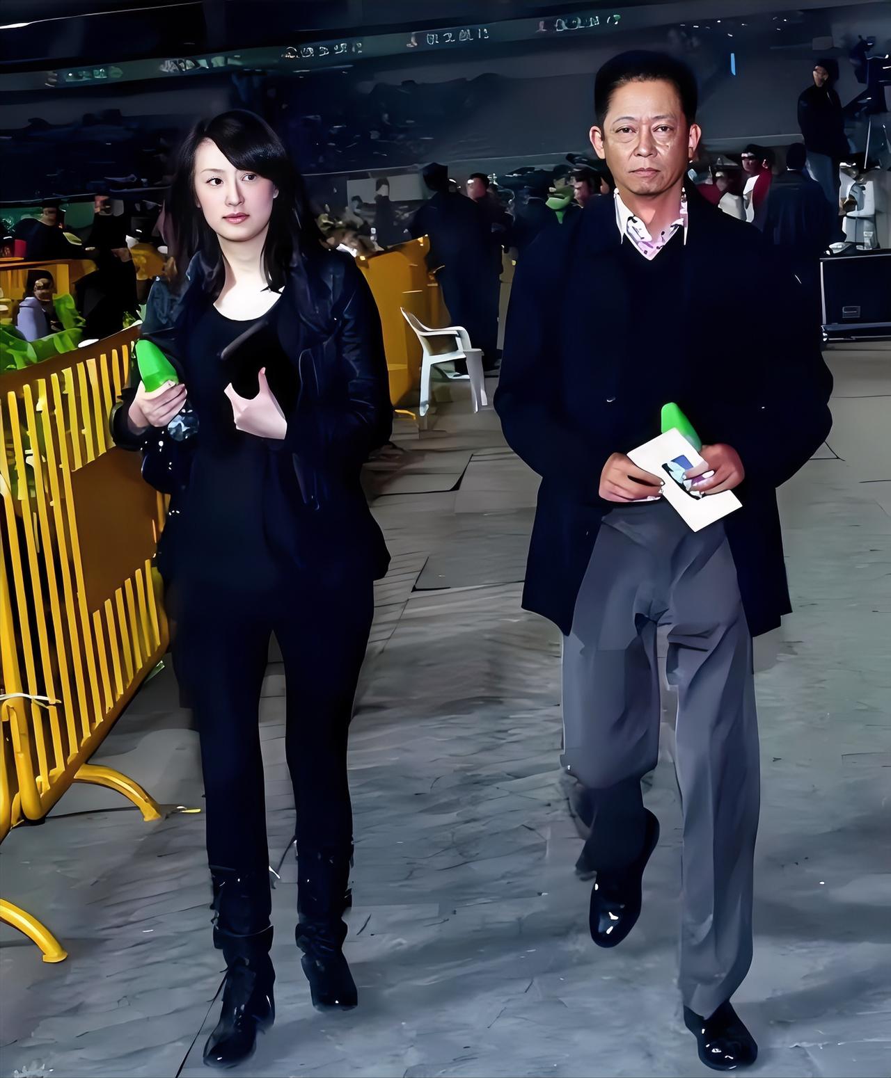王志文老师的语言表达能力，在演艺圈里是天花板了，台词功底真的绝了。

这样才华横