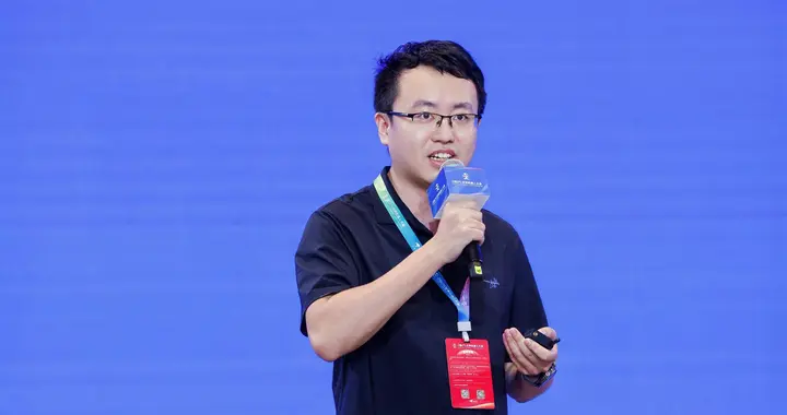 星動紀元陳建宇：明年機器人在一些場景干活效率能達到人類9成