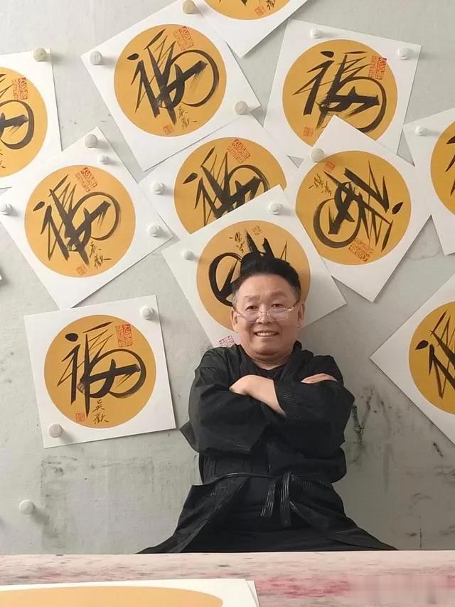   2018年5月的一天，吴欢撇下手头的工作直奔北京丰台的中国园林博物馆。在前一