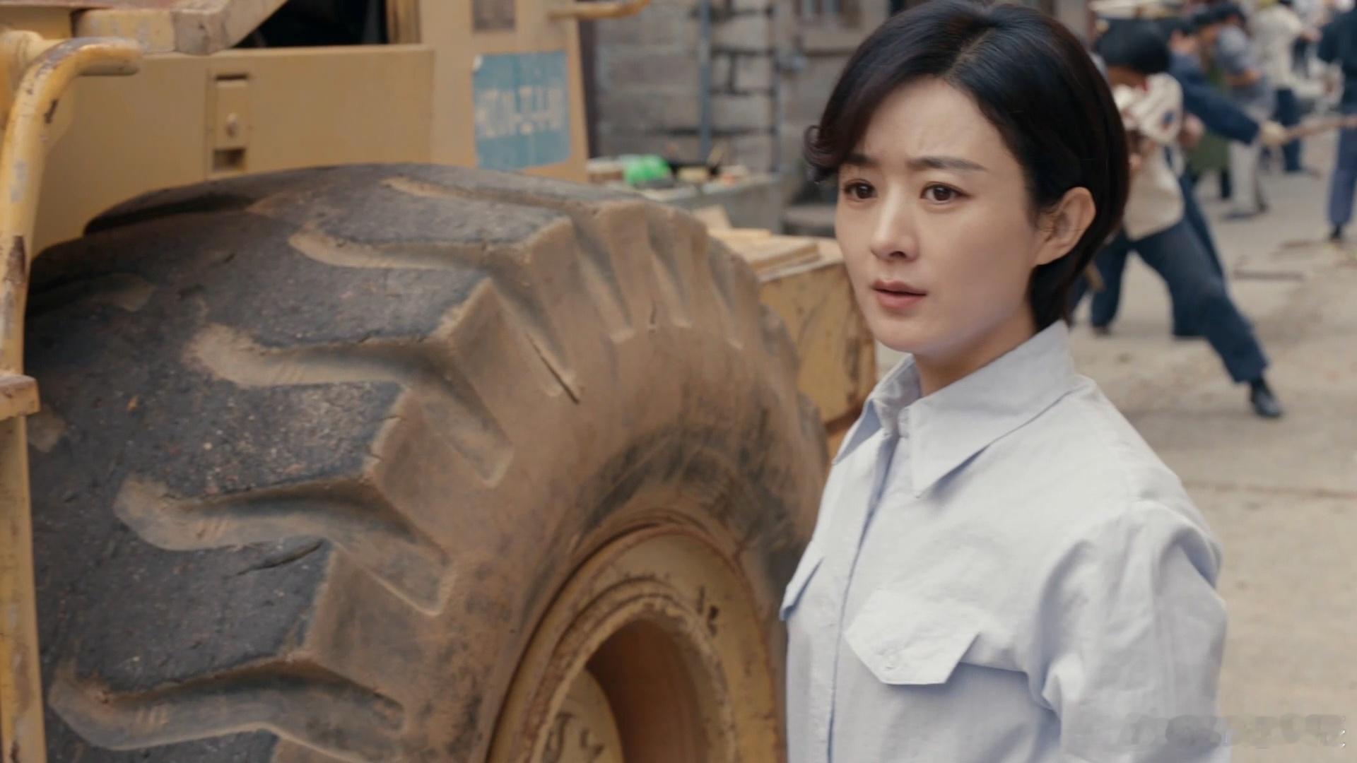 明兰的智取半夏的魄力秋萍的追击明兰智取、半夏魄力、秋萍追击！看《小城大事》赵姐开