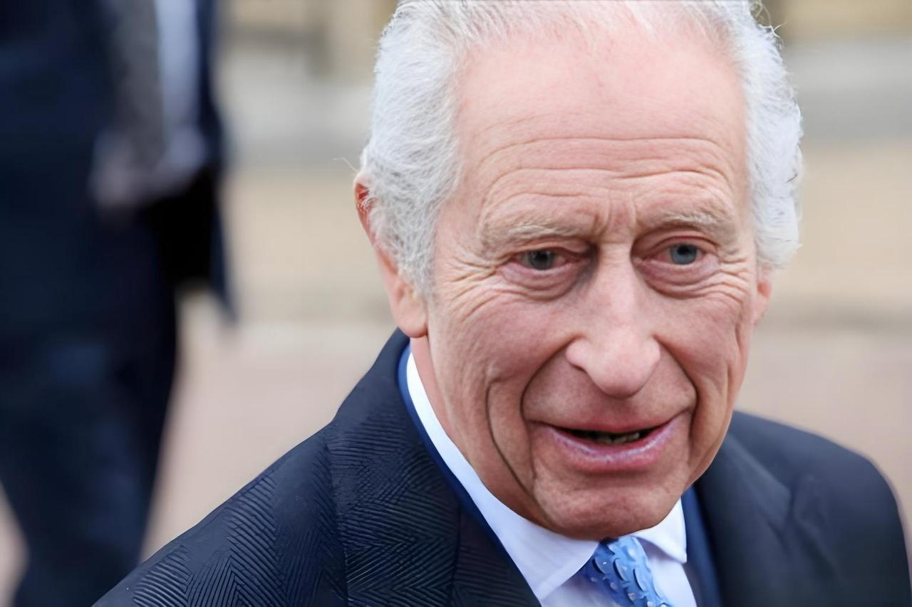 英国国王罕见发声，将对抗俄罗斯。

普京近日对欧洲发出警告，可能开战，英国国王在