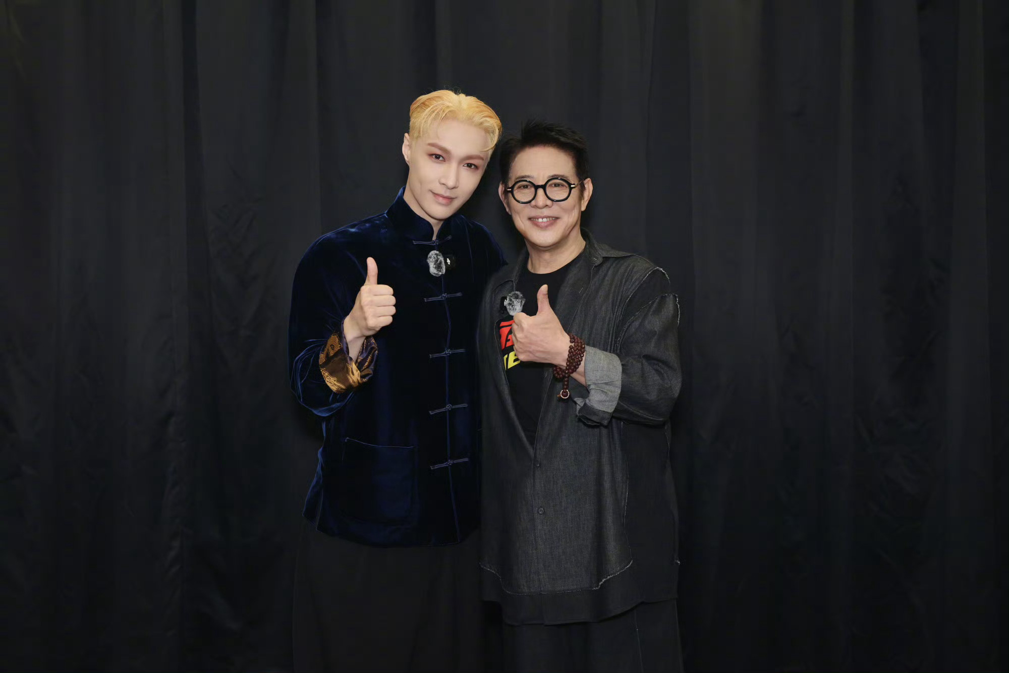 张艺兴无比荣幸张艺兴听李连杰老师上了很棒的一课张艺兴无比荣幸，接力传承，[彩虹屁