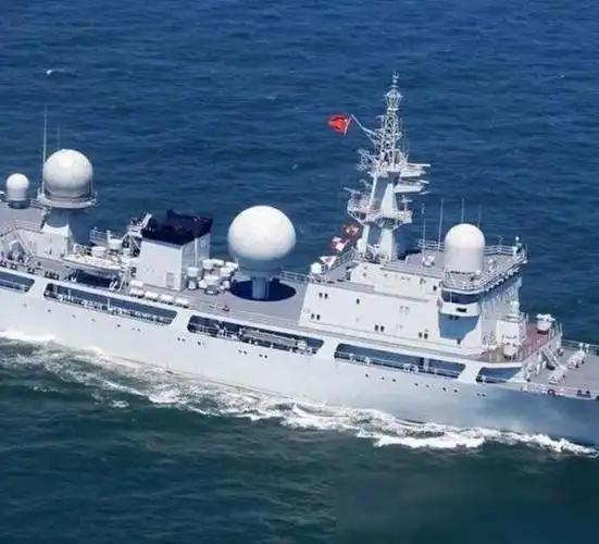 中国815电子侦察船，为何各国不能攻击它，应该说不敢攻击它，这船看上去没啥火力，
