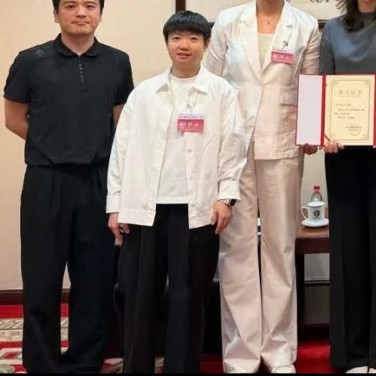 hello 小莎