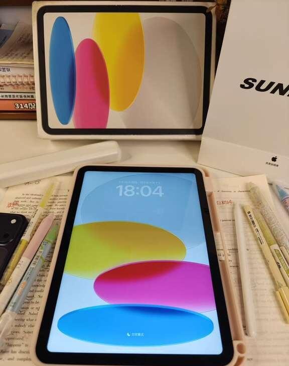 没听劝，买的是ipad11 256G。。
自打尝试过龟龟的平板无纸化后，想买个i