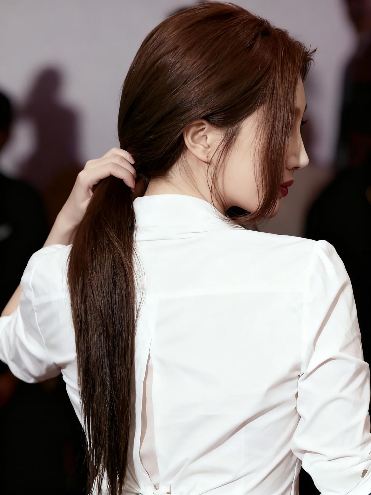 这个这个……我又爱了！我这小心思啊，一会儿爱这，一会儿爱那。刚刷到小姐姐的视频，