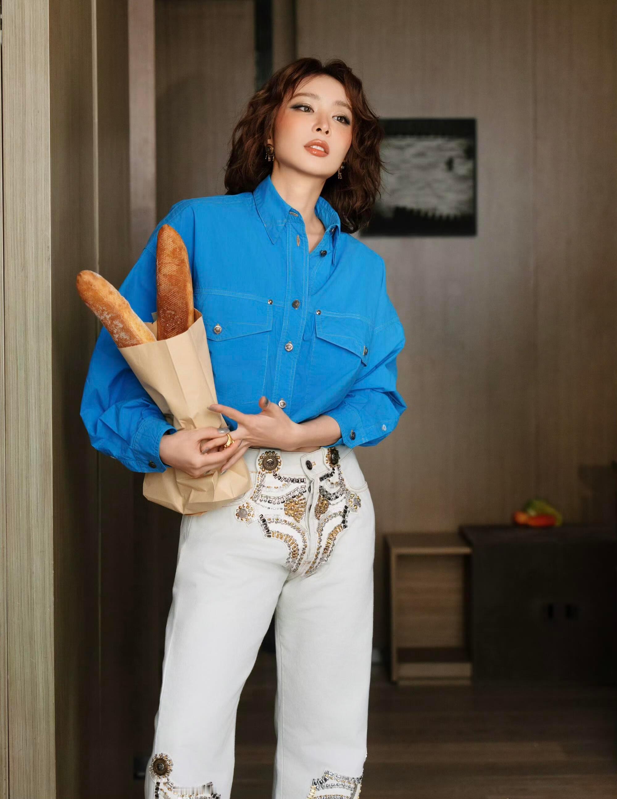 蓝调入镜，高叶 