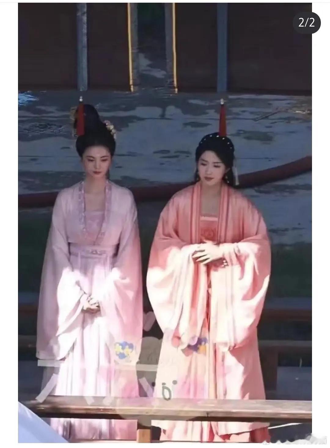 卢昱晓现在火了，我觉得四普可以让位了 ​​​