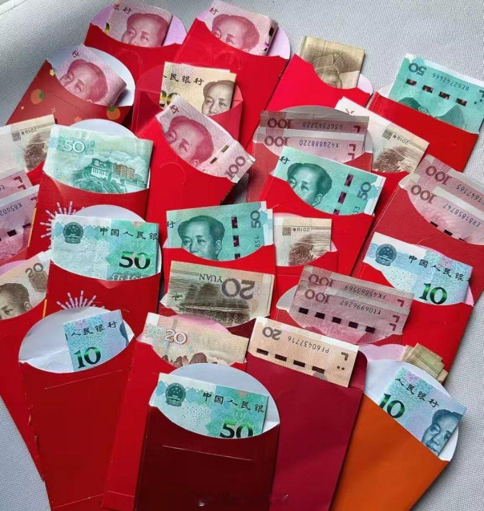 钱，从来都不是一张纸，钱在谁的手里，钱就是什么钱在病人手里，是救命钱在穷人手里，