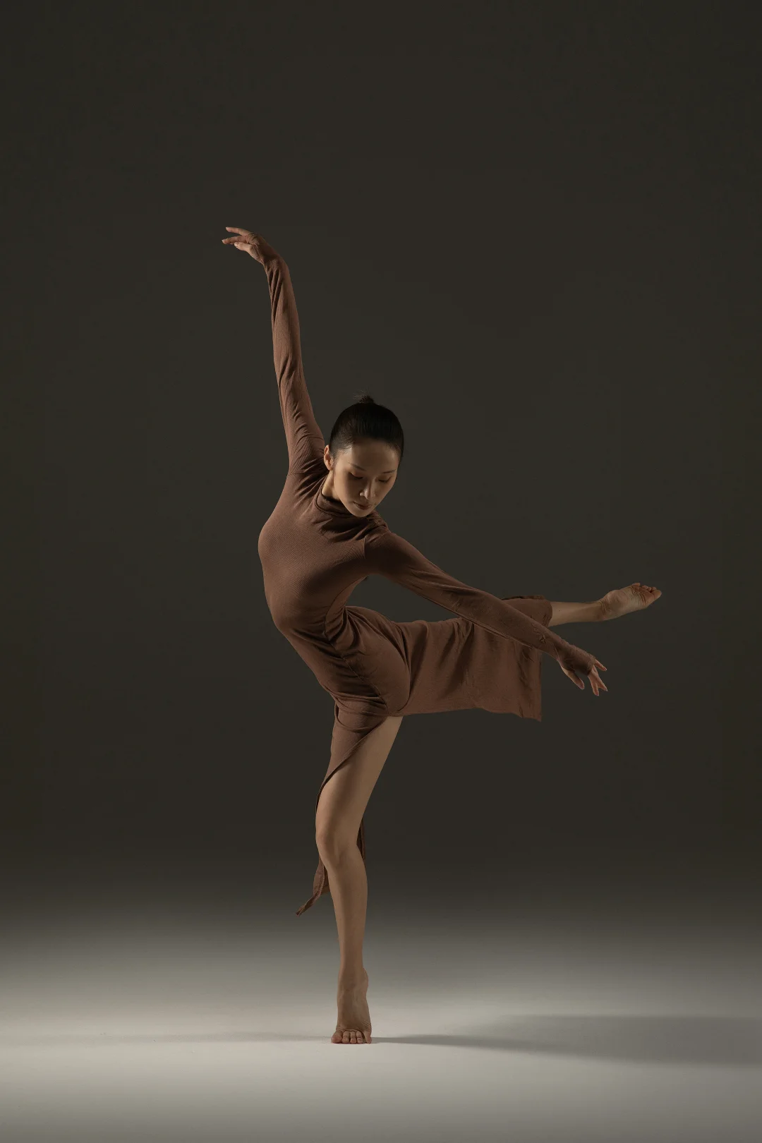 把身体揉进风里-舞者完美线条